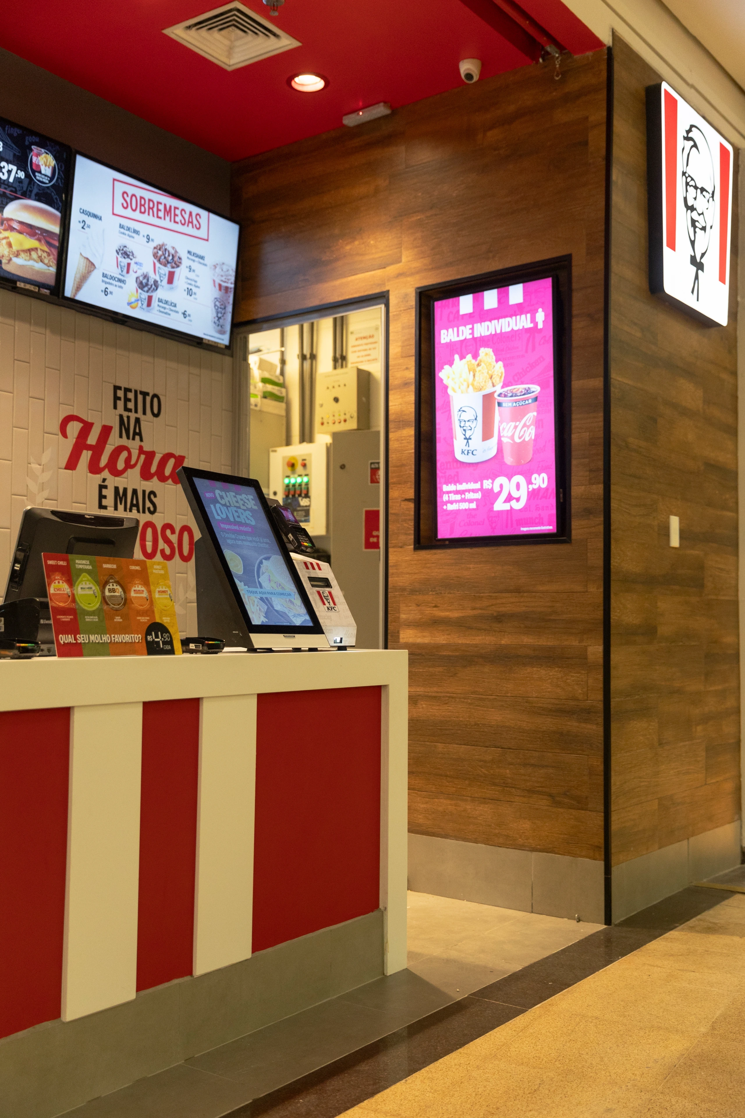 KFC WEST PLAZA - Foto 5