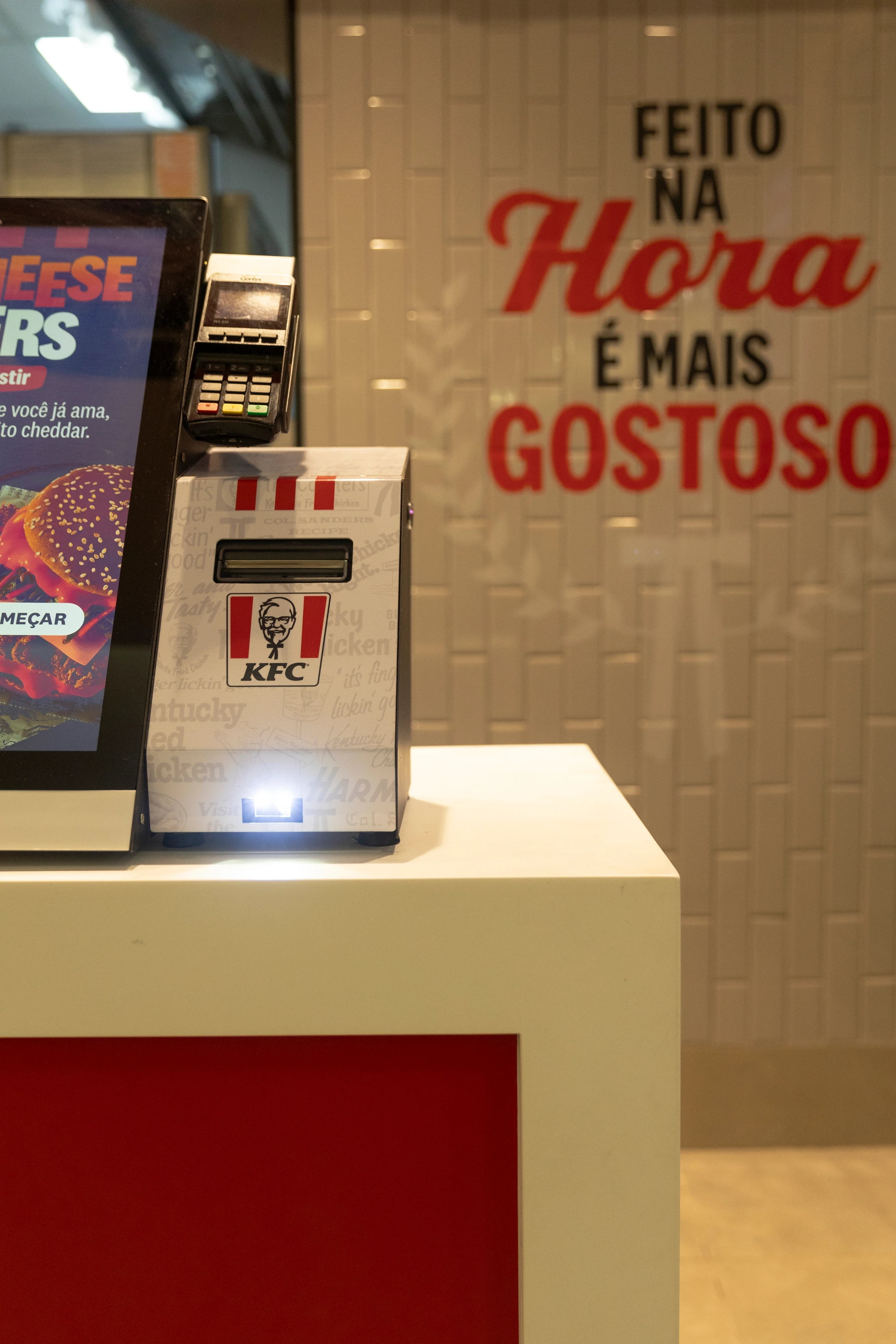 KFC WEST PLAZA - Foto 8